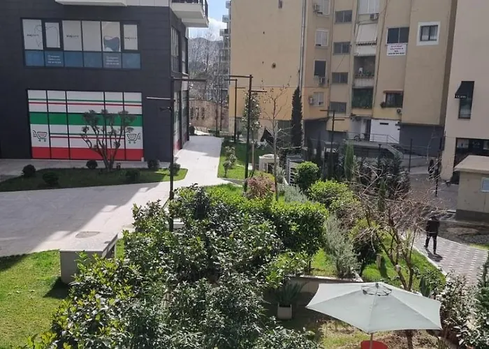 Come&recome 公寓 地拉那