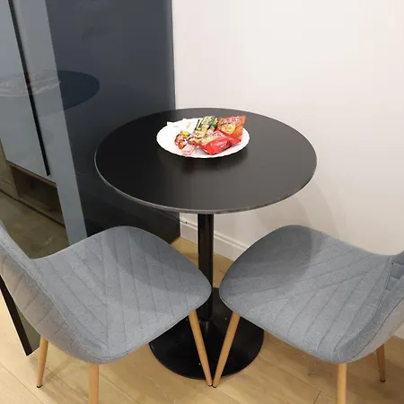 Come&recome 티라나